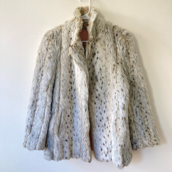 Jackets & Blazers - Vintage Speckled Leopard Print Spotted White Faux Fur Dalmatian Coat